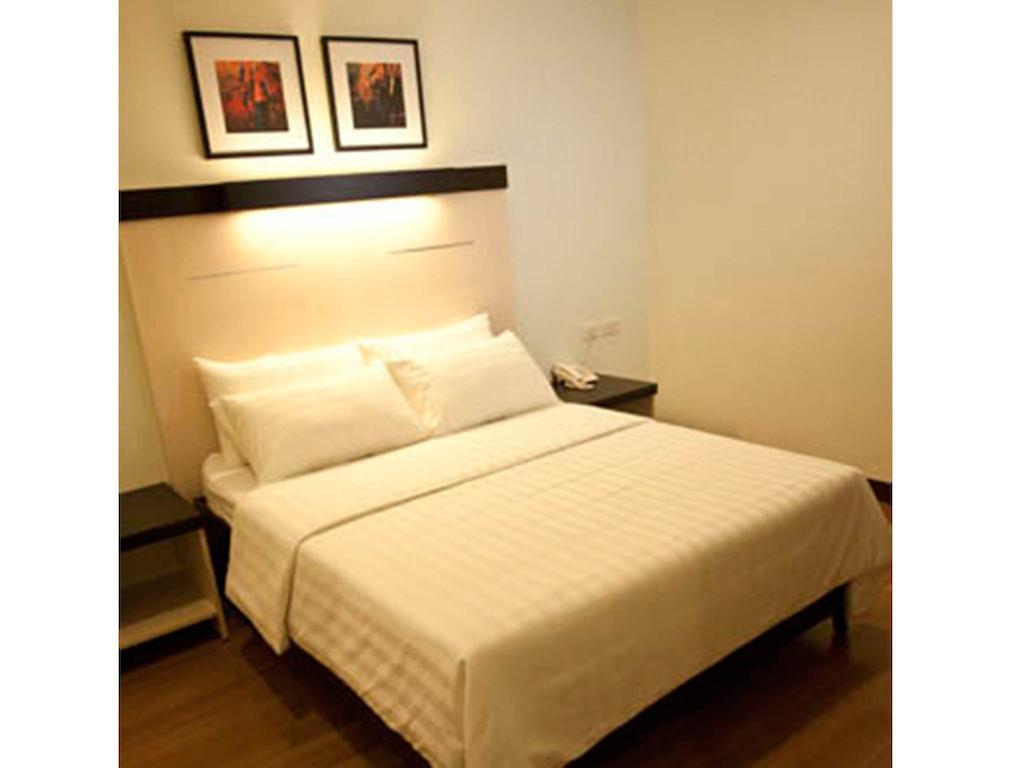 Sugbutel Family Hotel Cebu Eksteriør billede