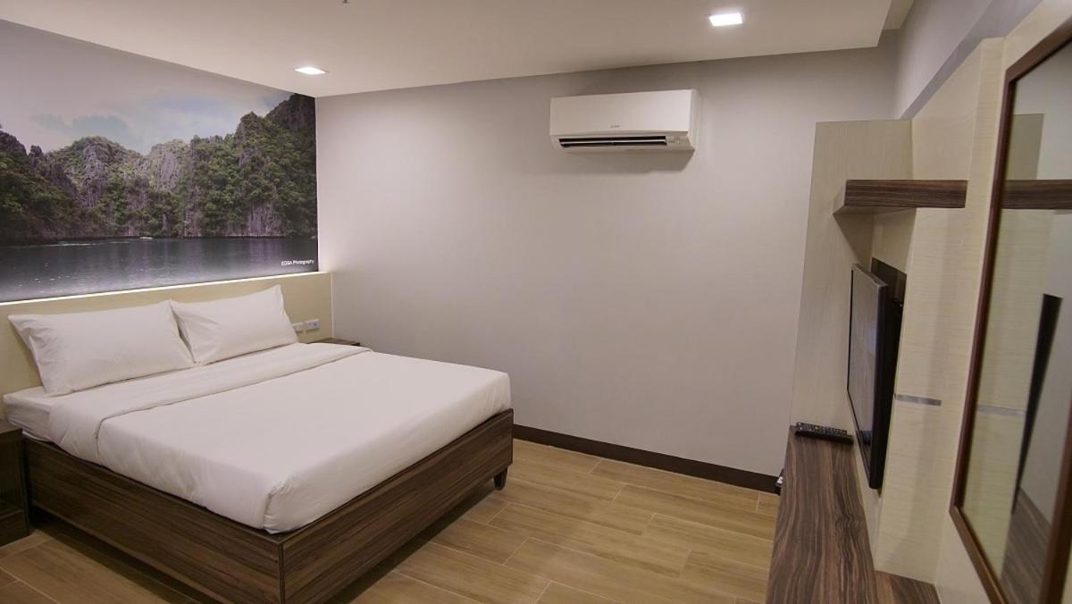 Sugbutel Family Hotel Cebu Eksteriør billede